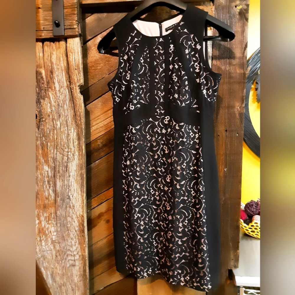 .Ivanka Trump Dress